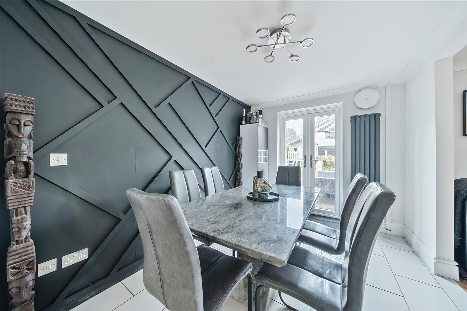 Ffordd Beck, Gowerton, Swansea, SA4 3GE